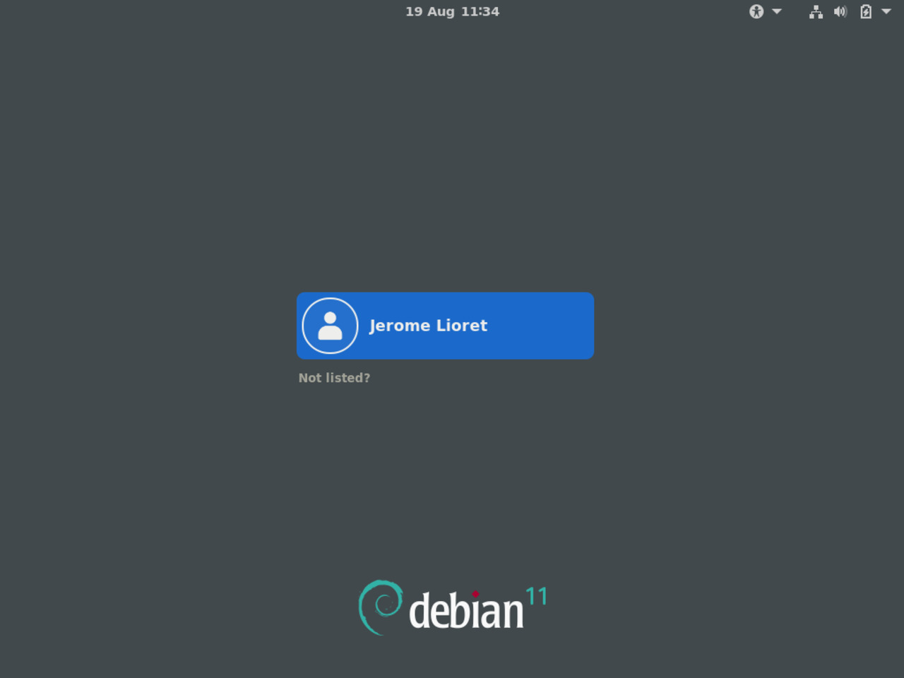 My first Linux laptop - First graphical login with the minimal Gnome environment installed on top of Debian